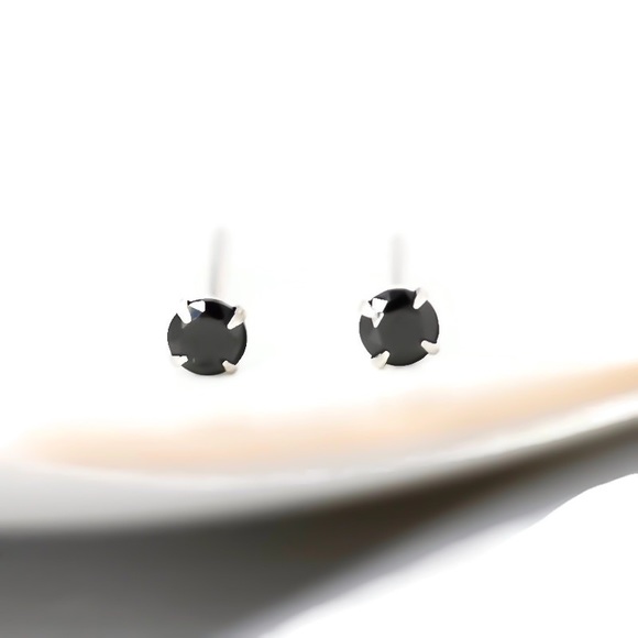 925 Sterling Silver 3mm Black Spinel Stud Earrings - Small Sized Unisex Studs - Picture 5 of 10